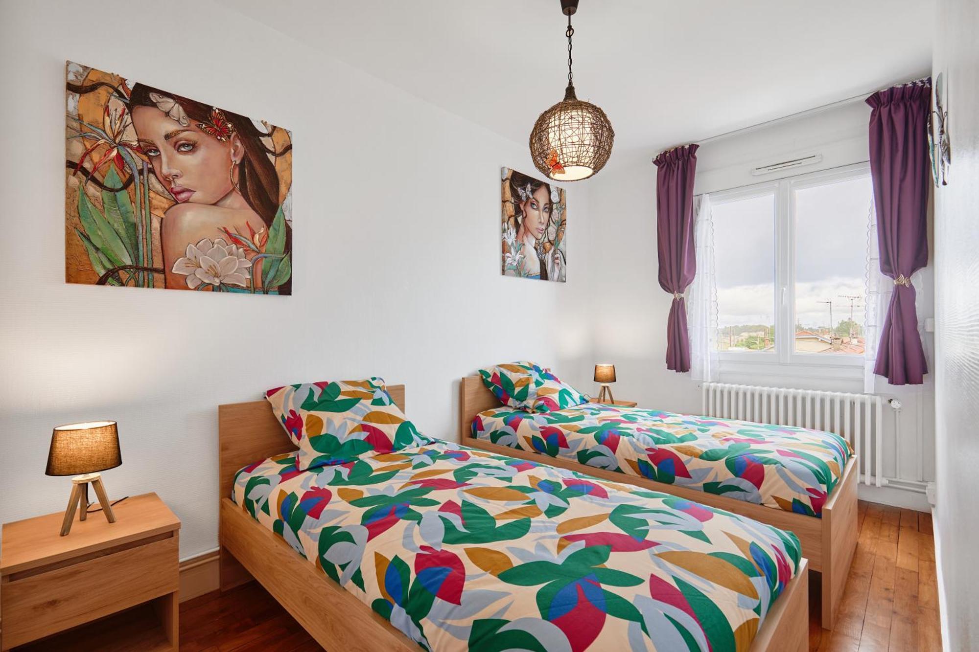 Les Hirondelles - 2 Chambres, 3 Lits, Climatisation Et Balcon Бург-ан-Бресс Экстерьер фото